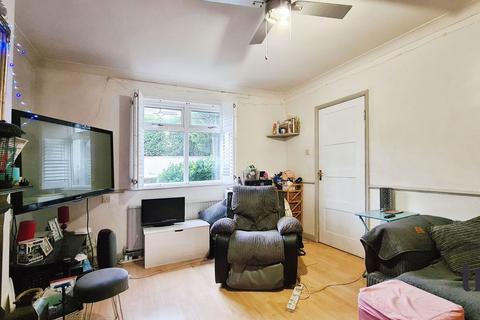 5 bedroom terraced house for sale, Truro Road, Gravesend DA12