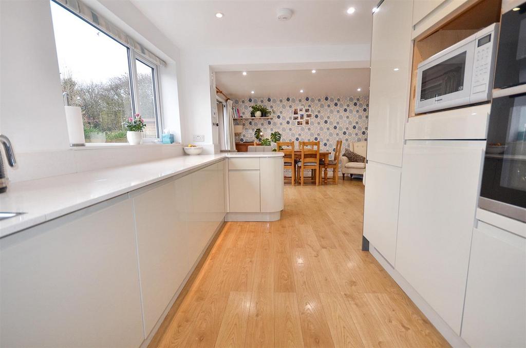 Open Plan Dining Kitchen