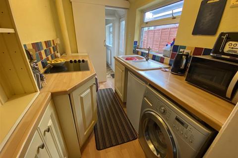 2 bedroom townhouse for sale, Longton Road, Barlaston