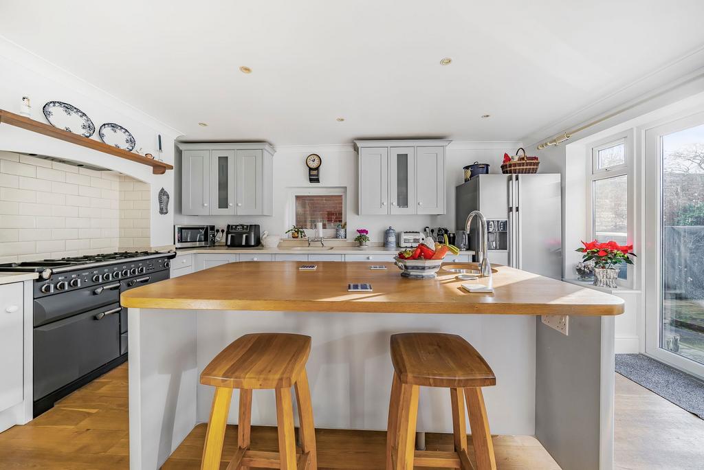 Kitchen / Dining Room