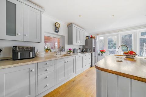 Ashover Vanzell Road, Easebourne, Midhurst, GU29 9BA