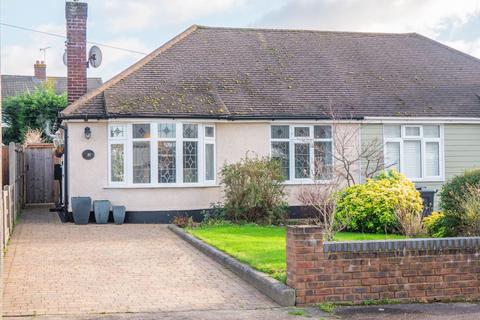 2 bedroom semi-detached bungalow for sale, Clyde Crescent, Rayleigh SS6