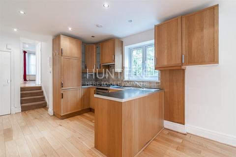 2 bedroom apartment for sale, Burton Road, London, NW6