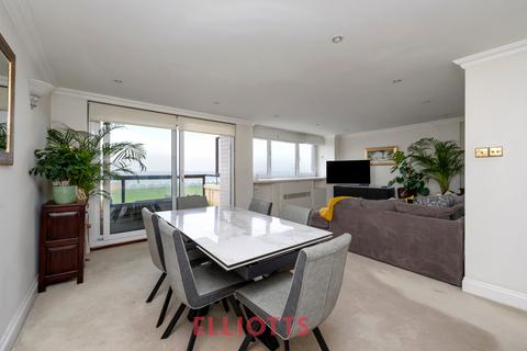 2 bedroom apartment for sale, Kingsway Court, Hove