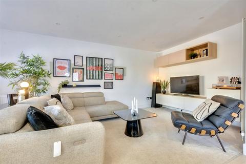 31a Marshall Road, Nottingham, NG3 6HS