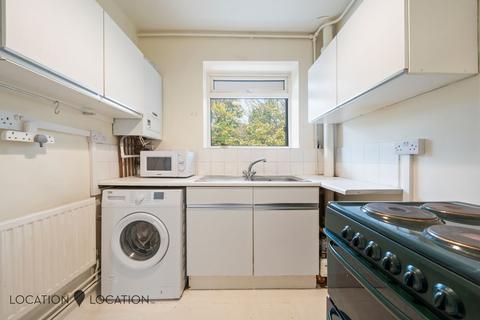 1 bedroom flat for sale, Lordship Terrace, Denman House Lordship Terrace, N16