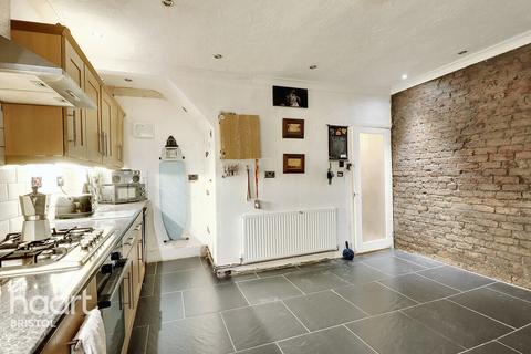 2 bedroom terraced house for sale, Air Balloon Road, Bristol