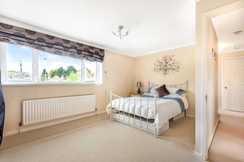 328a Barkham Road, Wokingham, RG41 4DE