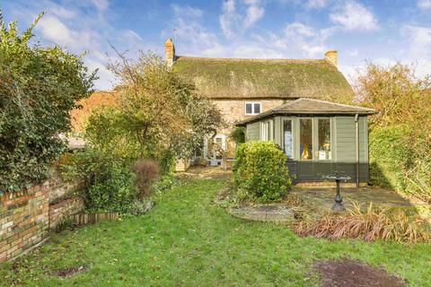 3 bedroom semi-detached house for sale, Burts Lane, Aylesbury HP18