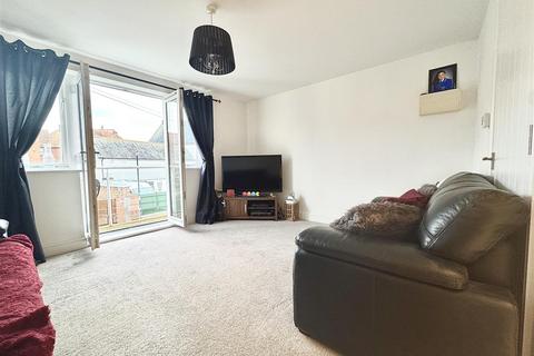 21 Coronation Road, Burnham-on-crouch, CM0 8HW
