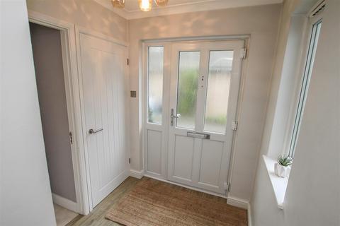 3 bedroom end of terrace house for sale, Park Meadow, Doddinghurst, Brentwood