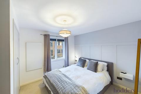 2 bedroom apartment for sale, Dukes Court, Brighton Road, Addlestone, Surrey, KT15