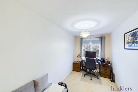 2 bedroom apartment for sale, Dukes Court, Brighton Road, Addlestone, Surrey, KT15