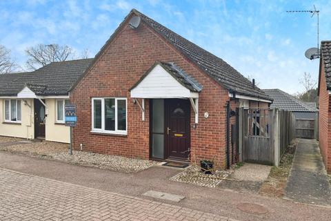 2 bedroom bungalow for sale, The Orchard, Brandon IP27