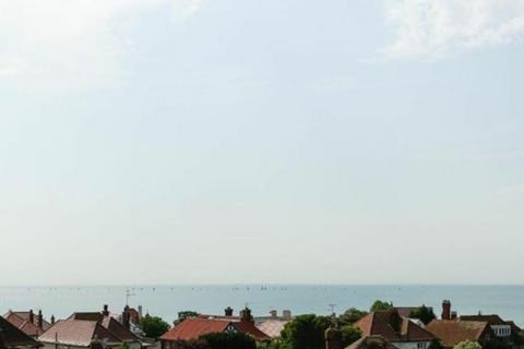 3 bedroom apartment for sale, Dumpton Park Drive, Broadstairs, CT10