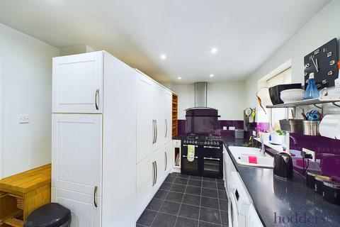 4 bedroom bungalow for sale, Fordbridge Close, Chertsey, Surrey, KT16