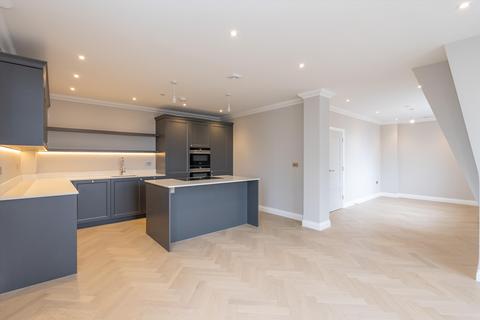 3 bedroom flat for sale, Gibbard Mews, Wimbledon Village, London, SW19