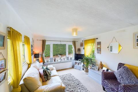 2 bedroom park home for sale, Fangrove Park, Lyne, Surrey, KT16