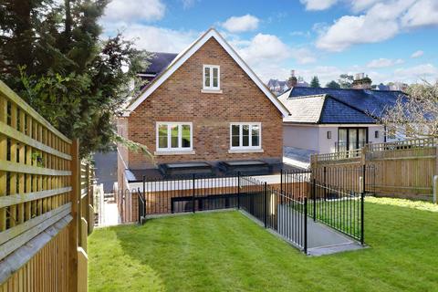 5 bedroom detached house for sale, Deanway, Chalfont St. Giles, Buckinghamshire, HP8