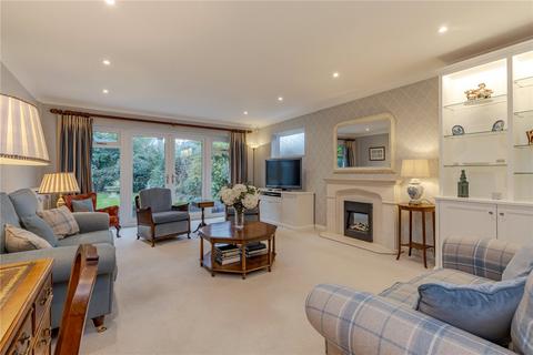 6 Birch Grove, Cobham, KT11 2HR