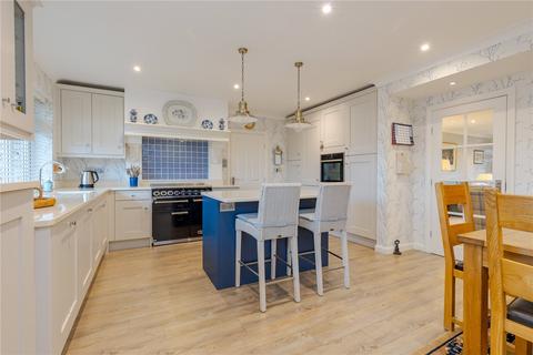 6 Birch Grove, Cobham, KT11 2HR