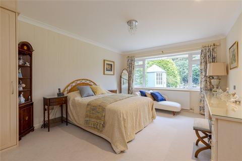 6 Birch Grove, Cobham, KT11 2HR