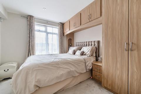 3 Denton Way, Frimley, Camberley, GU16 8UQ