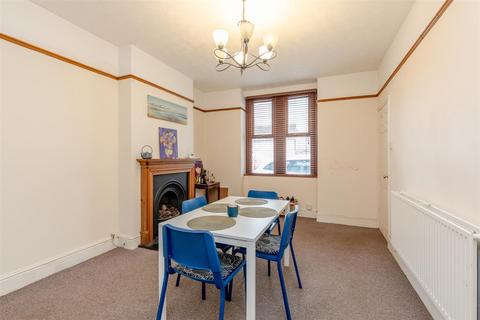 2 bedroom end of terrace house for sale, Boston Road, Bristol BS7