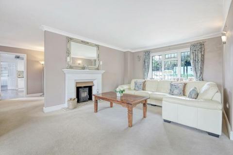 4 bedroom detached house for sale, Loves Green, Highwood, Chelmsford