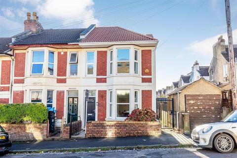 2 bedroom end of terrace house for sale, Doone Road, Bristol BS7