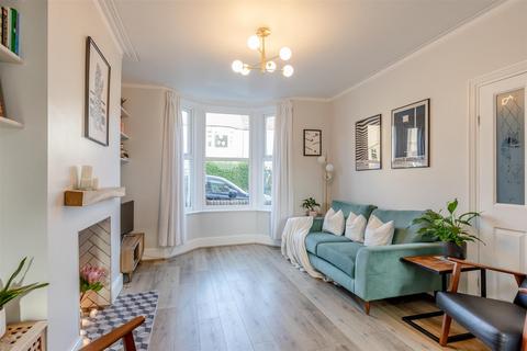 2 bedroom end of terrace house for sale, Doone Road, Bristol BS7