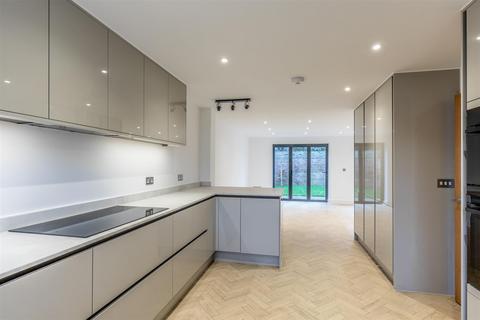 4 bedroom detached house for sale, Station Road, Bristol BS10