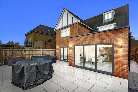 5 bedroom detached house for sale, Southend Road, Wickford, Essex, SS11