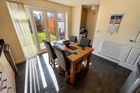 8 Aster Close, Red Lodge, Bury St Edmunds, IP28 8XL