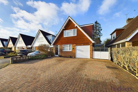 4 bedroom detached house for sale, Waverley Drive, Chertsey, Surrey, KT16