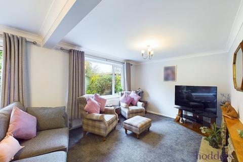 4 bedroom detached house for sale, Waverley Drive, Chertsey, Surrey, KT16