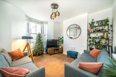 1 bedroom flat for sale, Dalyell Road, London SW9