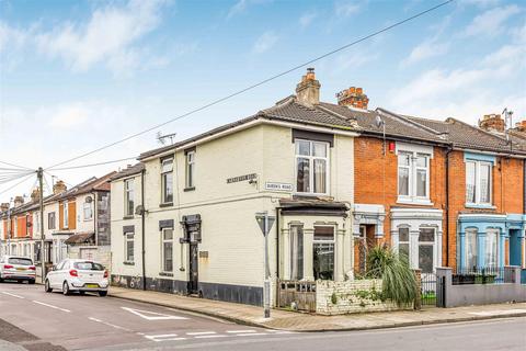 3 bedroom end of terrace house for sale, Queens Road, Portsmouth PO2