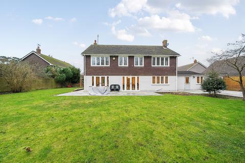 5 bedroom detached house for sale, Roses Close, Cublington LU7