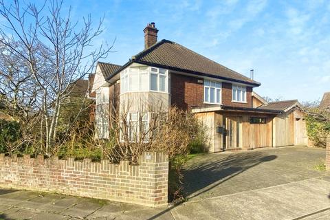 5 bedroom detached house for sale, Valley Road, Ipswich, Suffolk, IP1