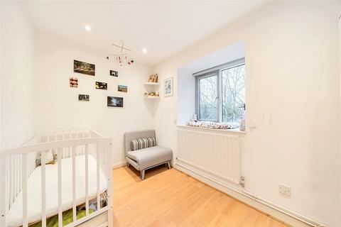 2 bedroom maisonette for sale, Vincent Close, Rotherhithe, SE16