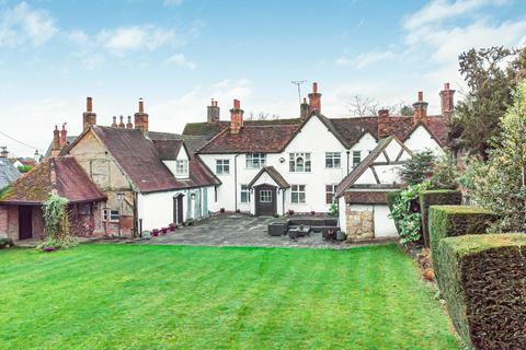 8 bedroom equestrian property for sale, Oving Road, Aylesbury HP22