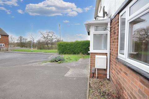 3 bedroom terraced house for sale, Dewint Road, Stone