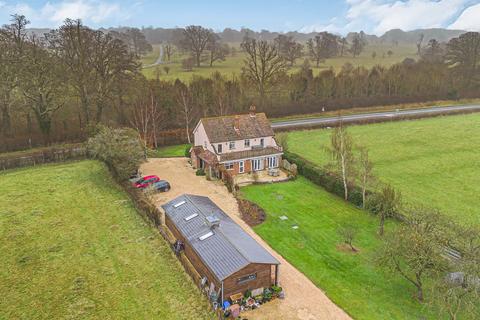 4 bedroom equestrian property for sale, Thame Park Road, Oxfordshire OX9