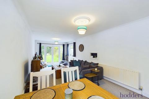 2 bedroom bungalow for sale, Green Lane, Chertsey, Surrey, KT16