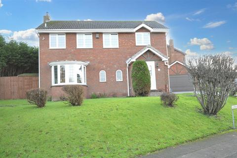 4 bedroom detached house for sale, Lyndhurst Grove, Stone