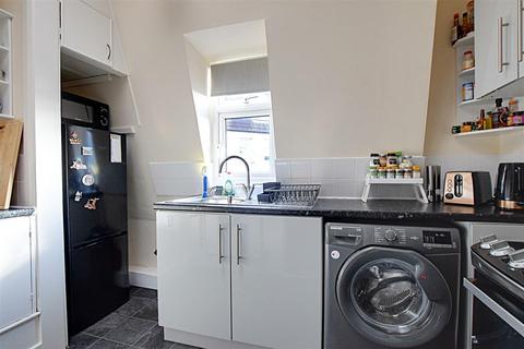 2 bedroom flat for sale, Egerton Road, Bexhill-On-Sea