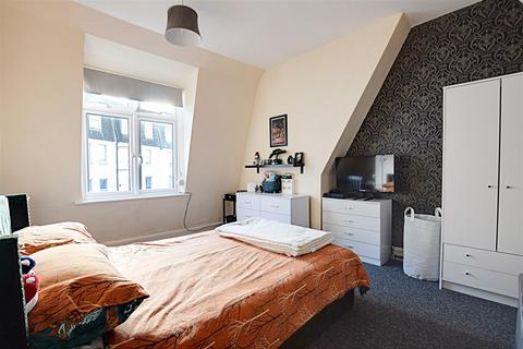 2 bedroom flat for sale, Egerton Road, Bexhill-On-Sea