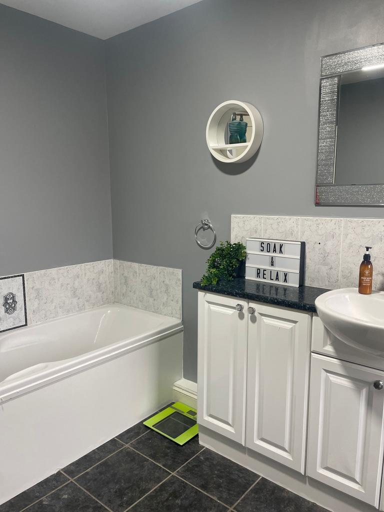 Bathroom (2)