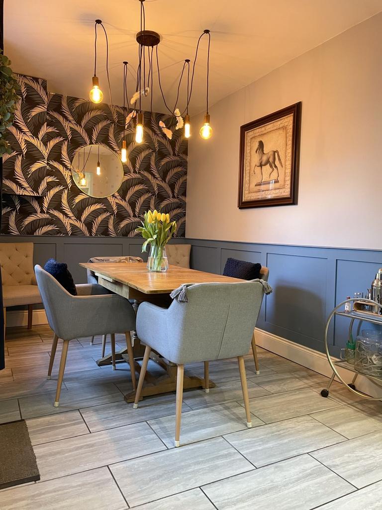 Dining Room (1)